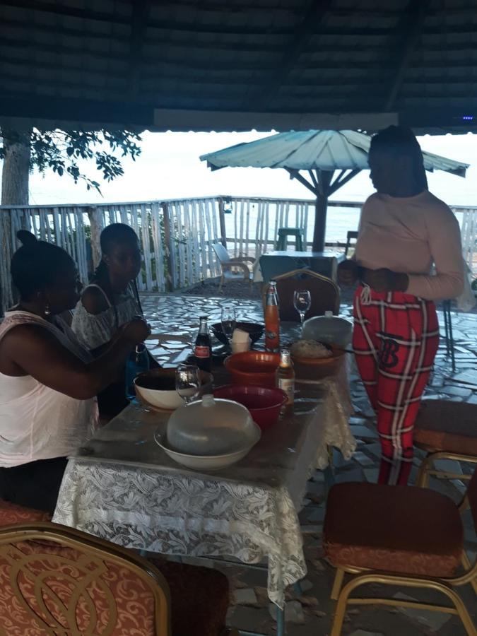 Abuesi Beach Resort Sekondi-Takoradi Eksteriør billede