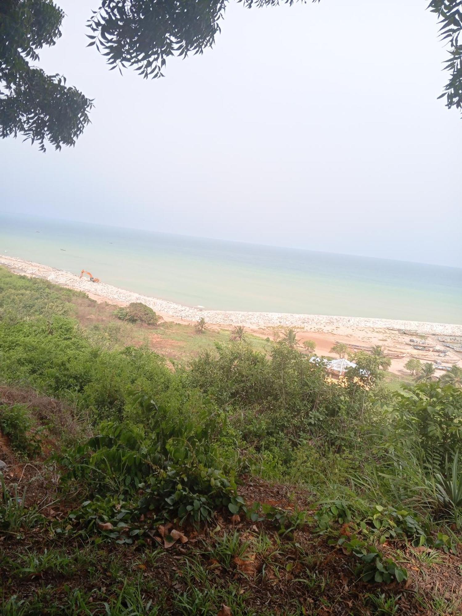 Abuesi Beach Resort Sekondi-Takoradi Eksteriør billede