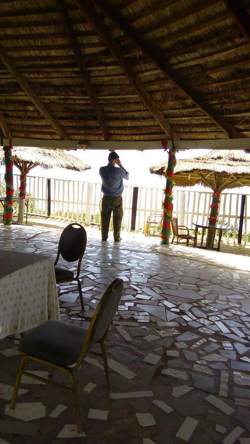 Abuesi Beach Resort Sekondi-Takoradi Eksteriør billede